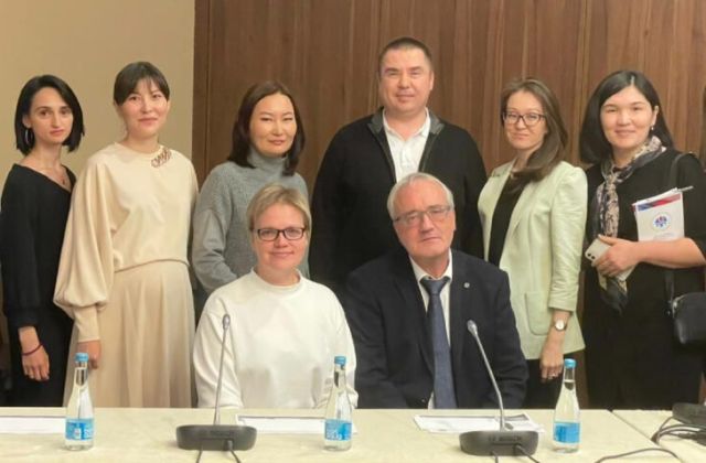 «Гематология орталығы» дәрігерлері халықаралық практикумға қатысты